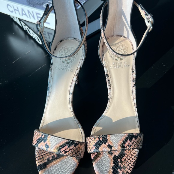 Microplatform Sandals - Picture 3 of 4